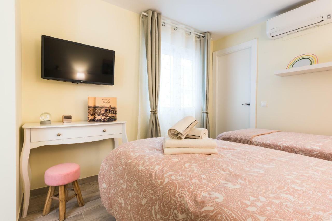 Malaga Centre Apartment With Parking المظهر الخارجي الصورة